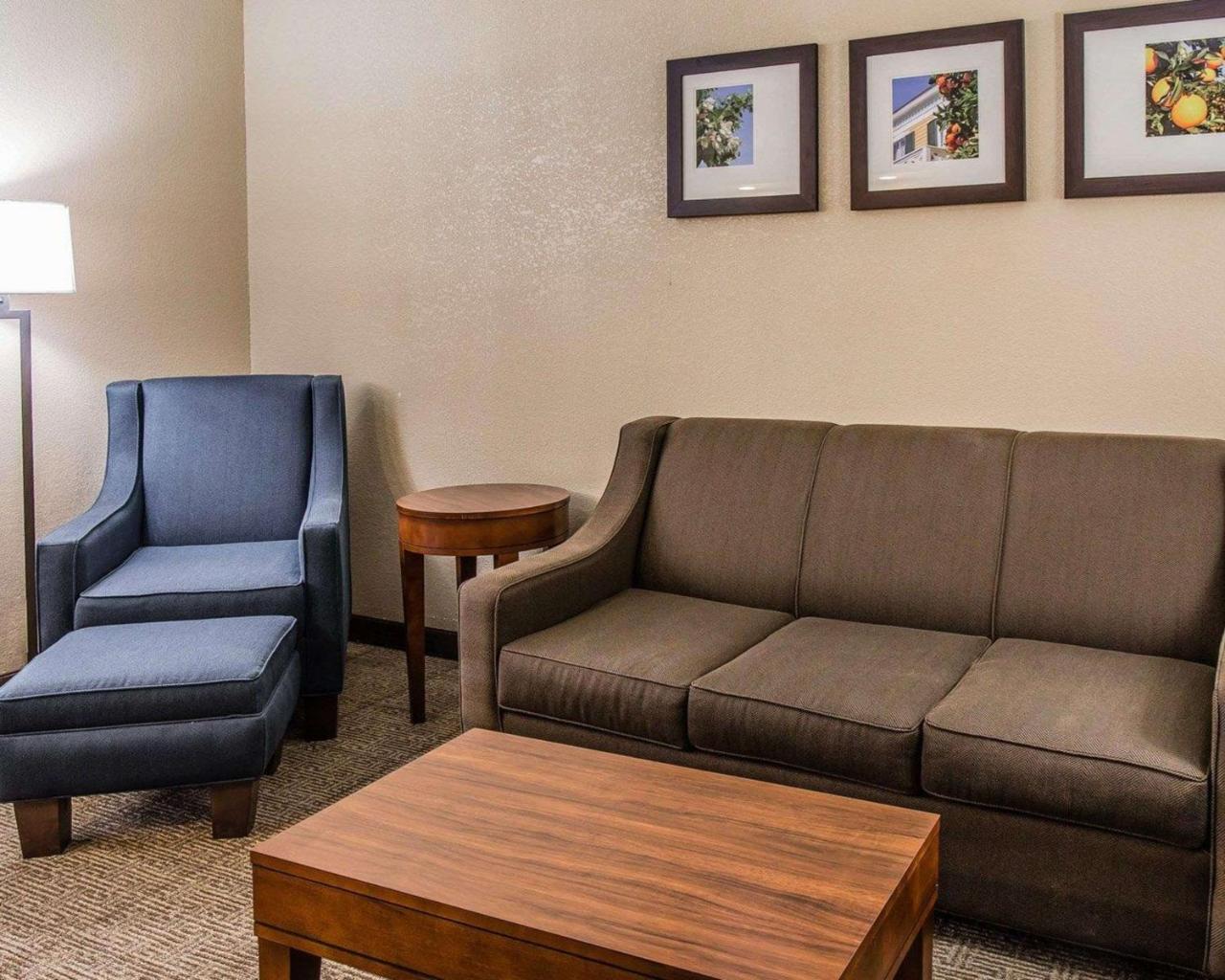 Comfort Inn & Suites Lakeland North I-4 Exterior foto
